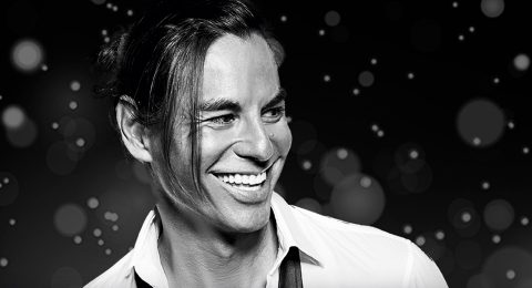 Cartel de JULIO IGLESIAS Experience por Julio Iglesias Jr.