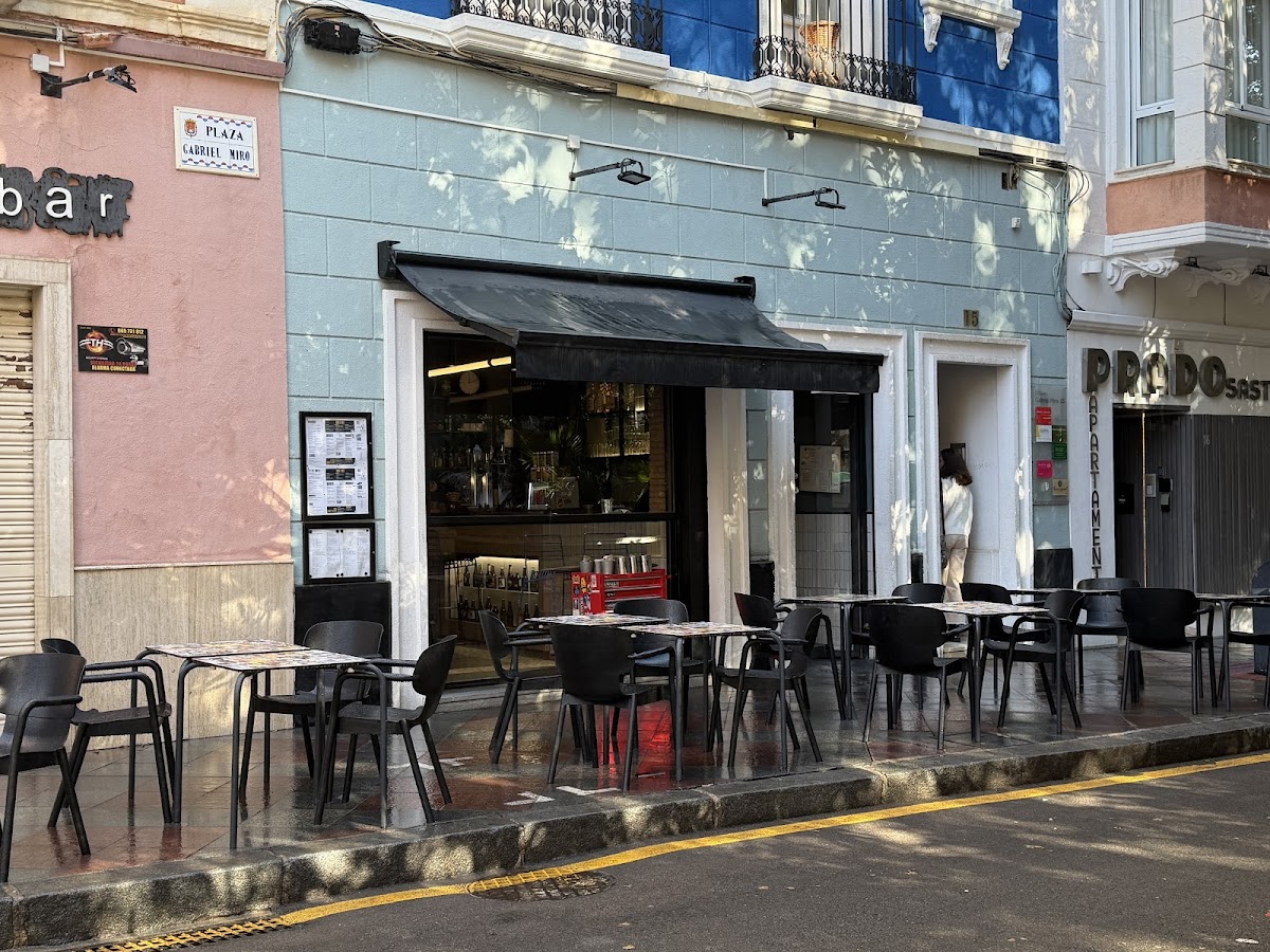 Linea7 Coffee Bar & Cocktail