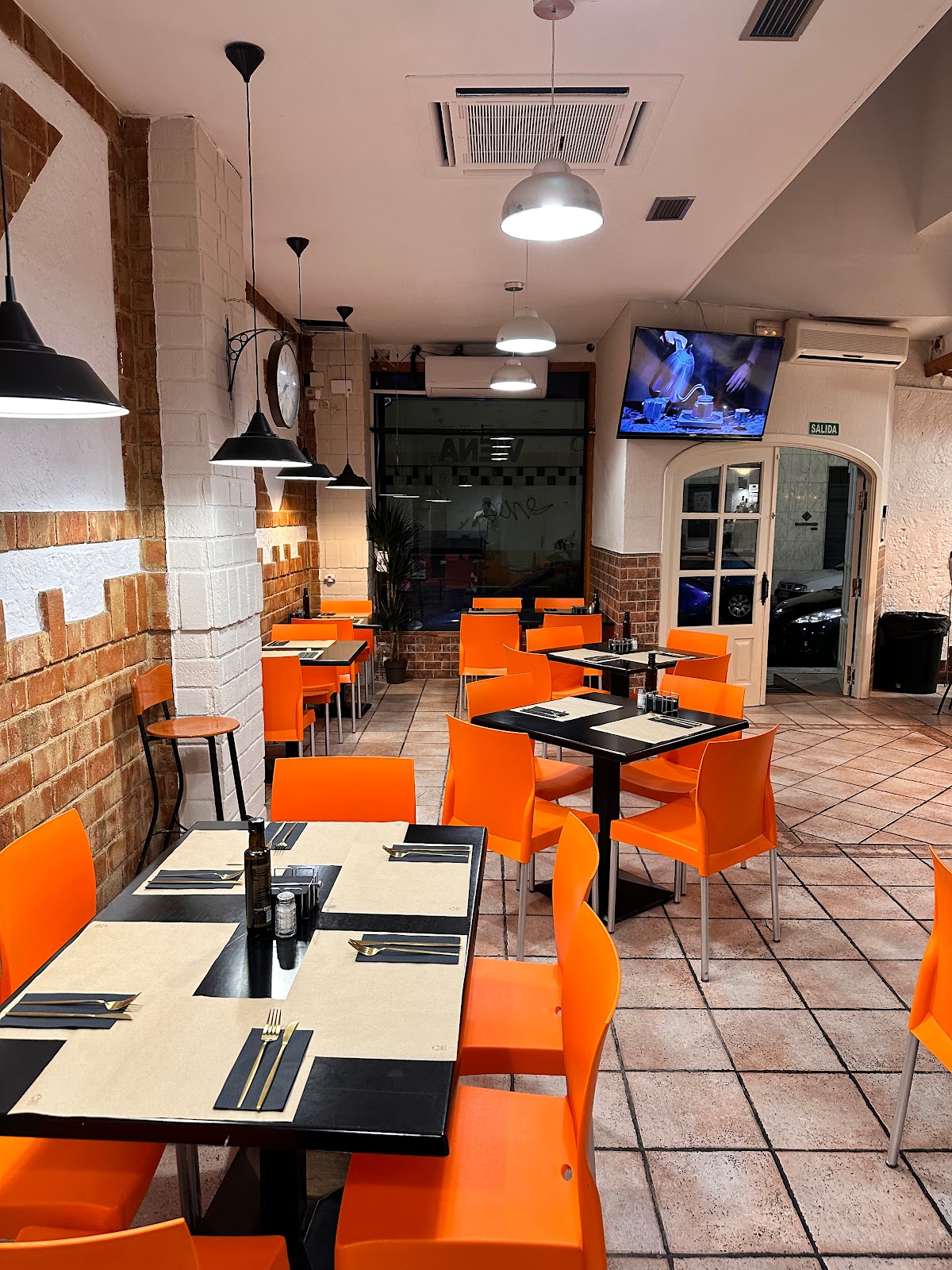 Viena Bistró bar