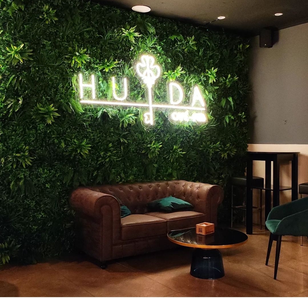 Hudacafepub