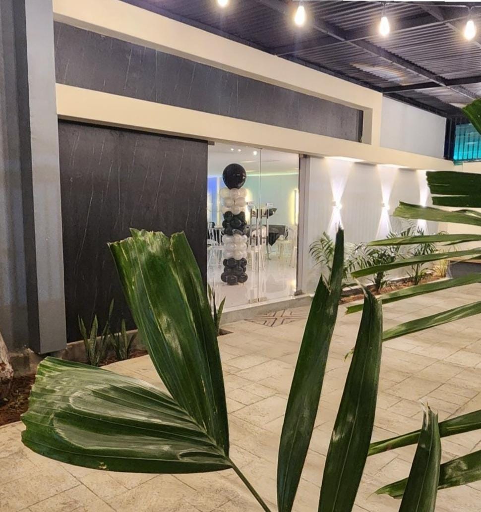 Salón 10Poz