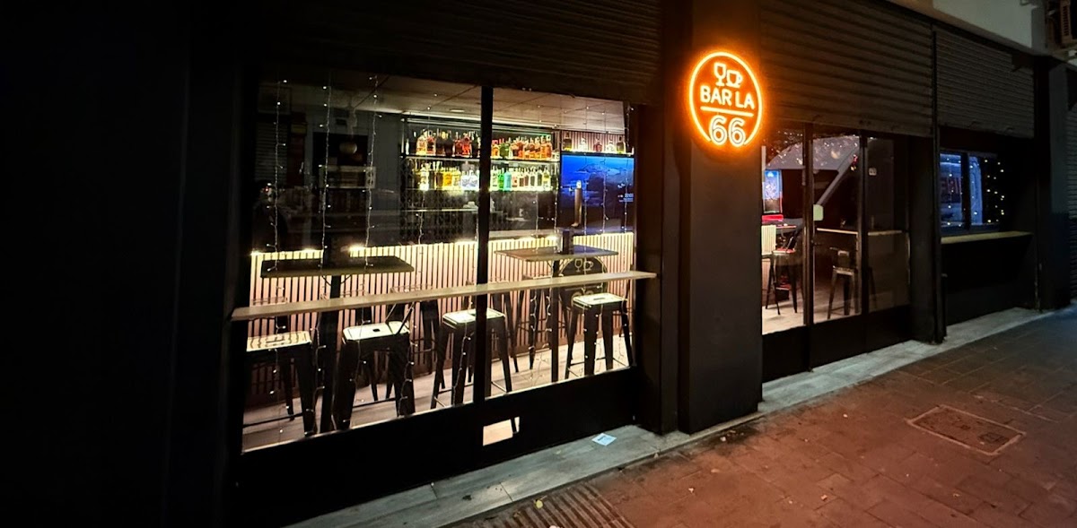 Bar la 66