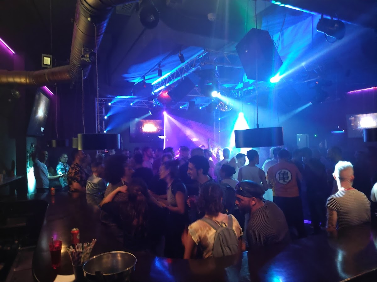 Refugio Discoteca🌈
