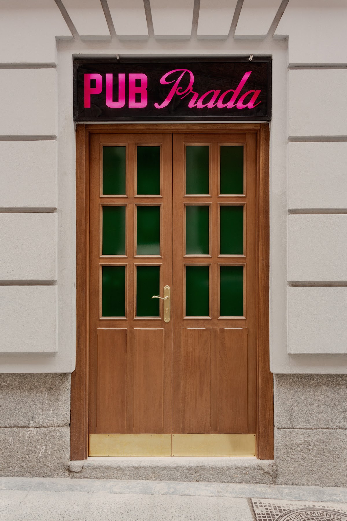 Pub Prada