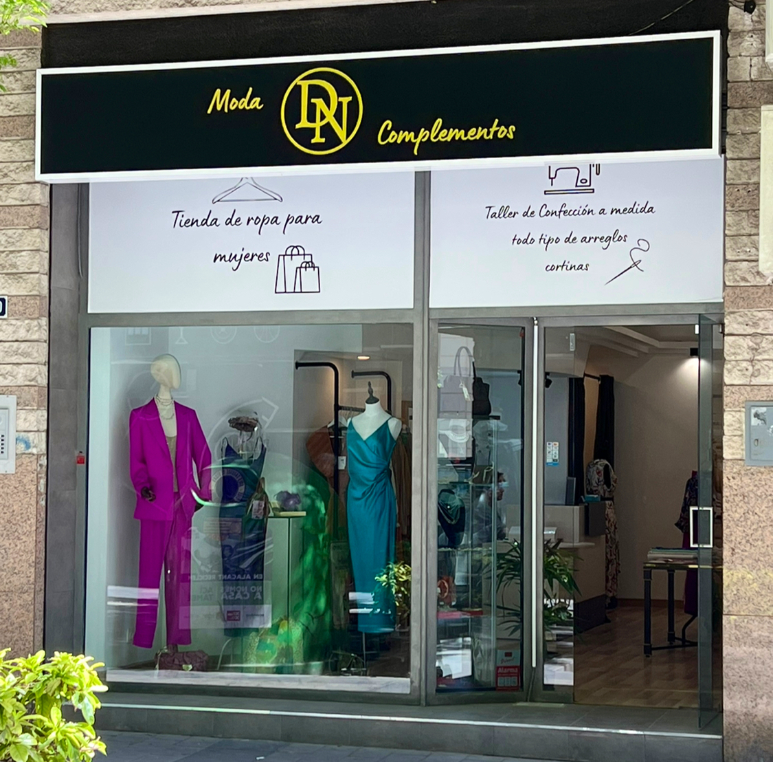 DN - Taller de Confección y Arreglos. Alta costura/tejidos exclusivos