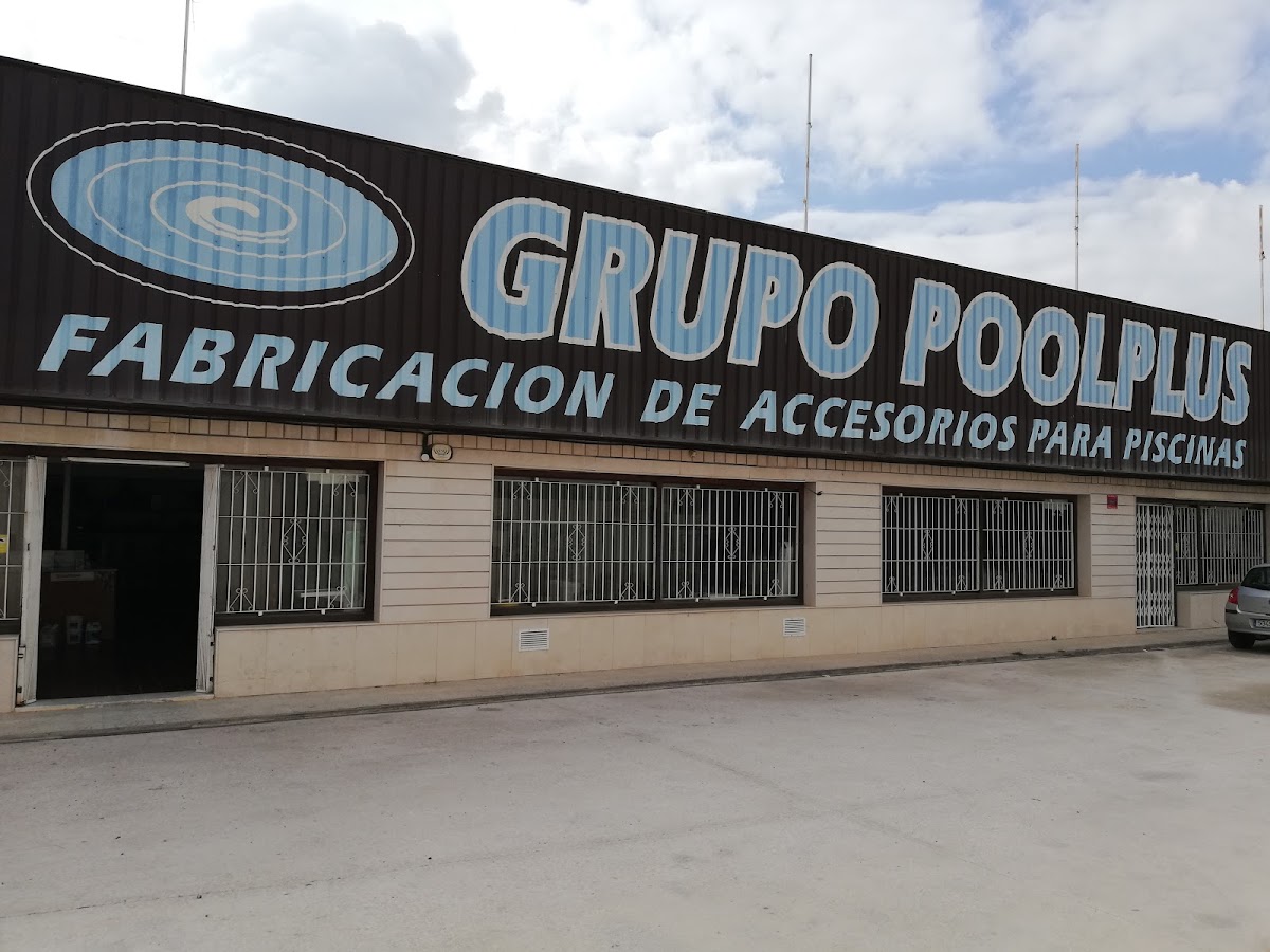Productos y accesorios para piscinas - Grupo PoolPlus S.L. Elche