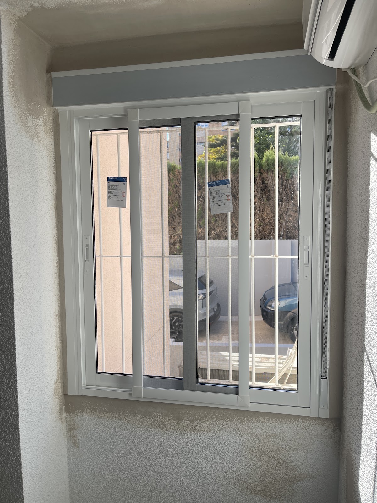 Cerramientos y Carpintería de Aluminio y Metal en Alicante