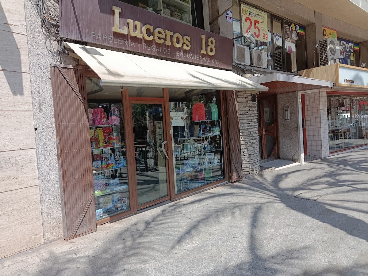 LUCEROS 18 Papeleria.Encuadernacion.Regalo, Eventos COMUNIÓN, BAUTIZO, BODA ALICANTE
