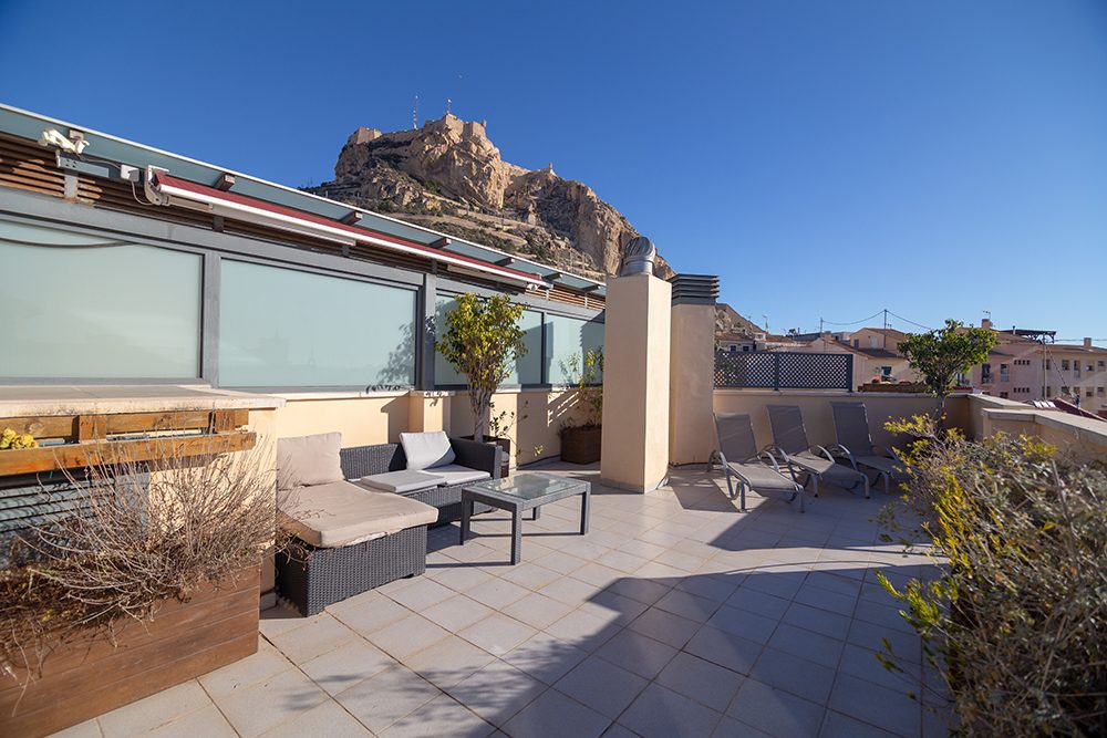 Apartamentos El Carmen by Be Alicante