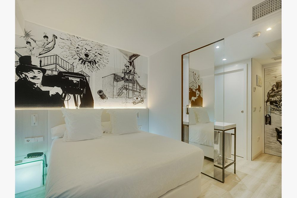 Hotel DormirDCine Alicante foto 8