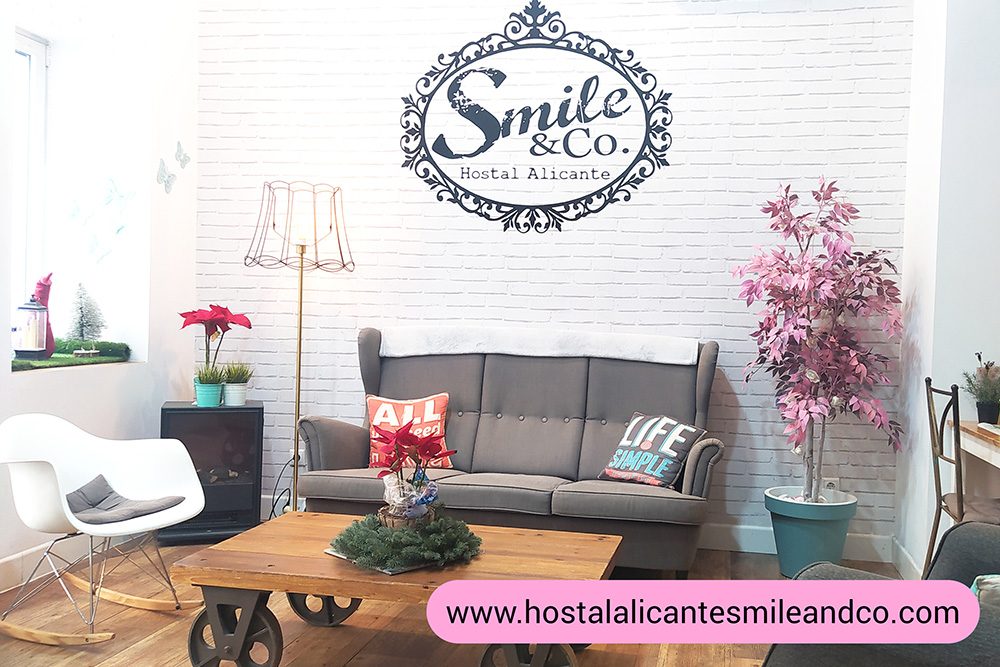 Smile & Co Hostal Alicante