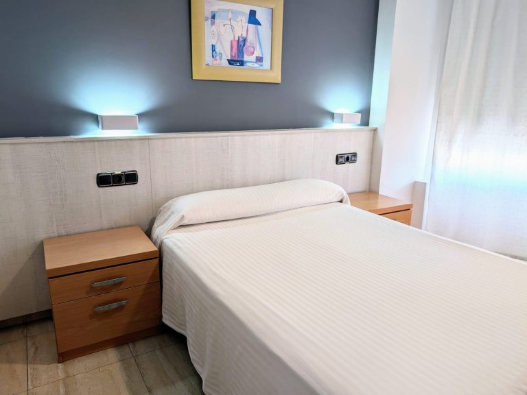 HOSTAL MESEGUER foto 4