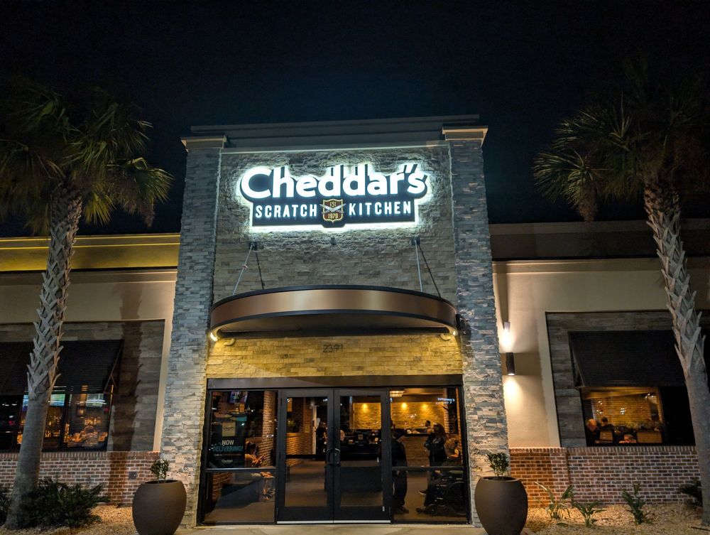 Cheddar's Scratch Kitchen