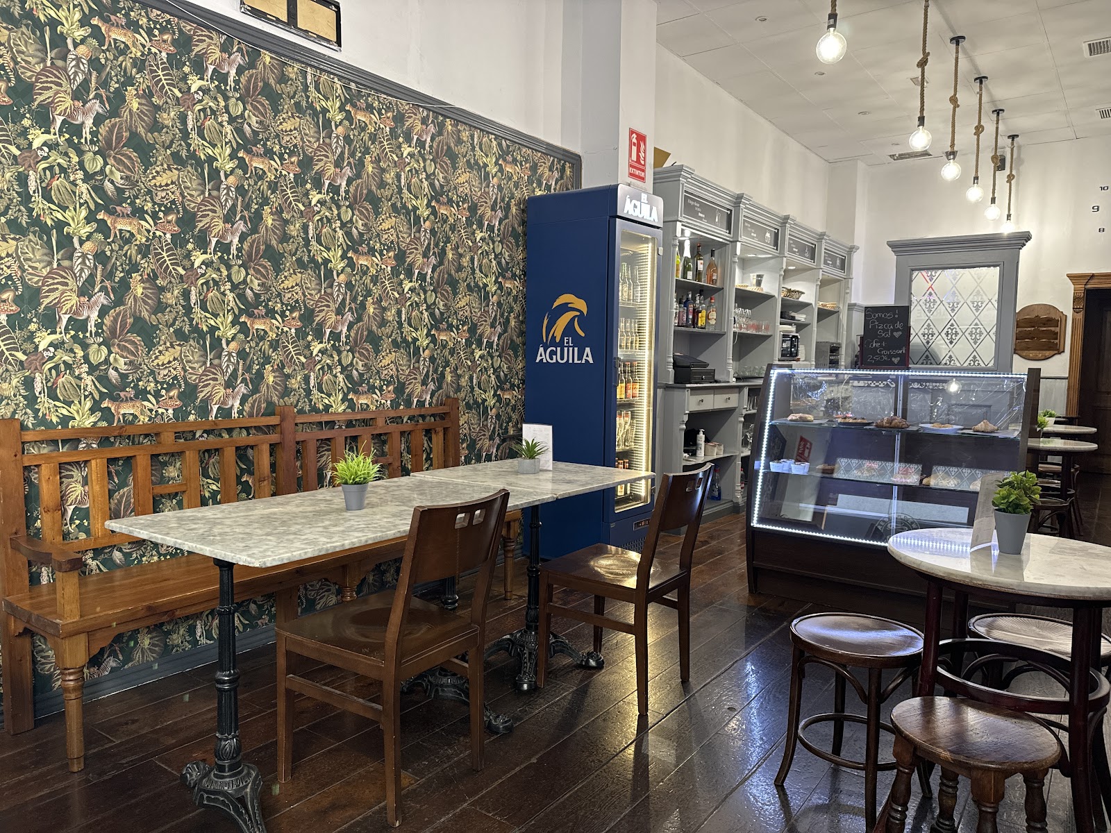 Cafetería y delicias G&G